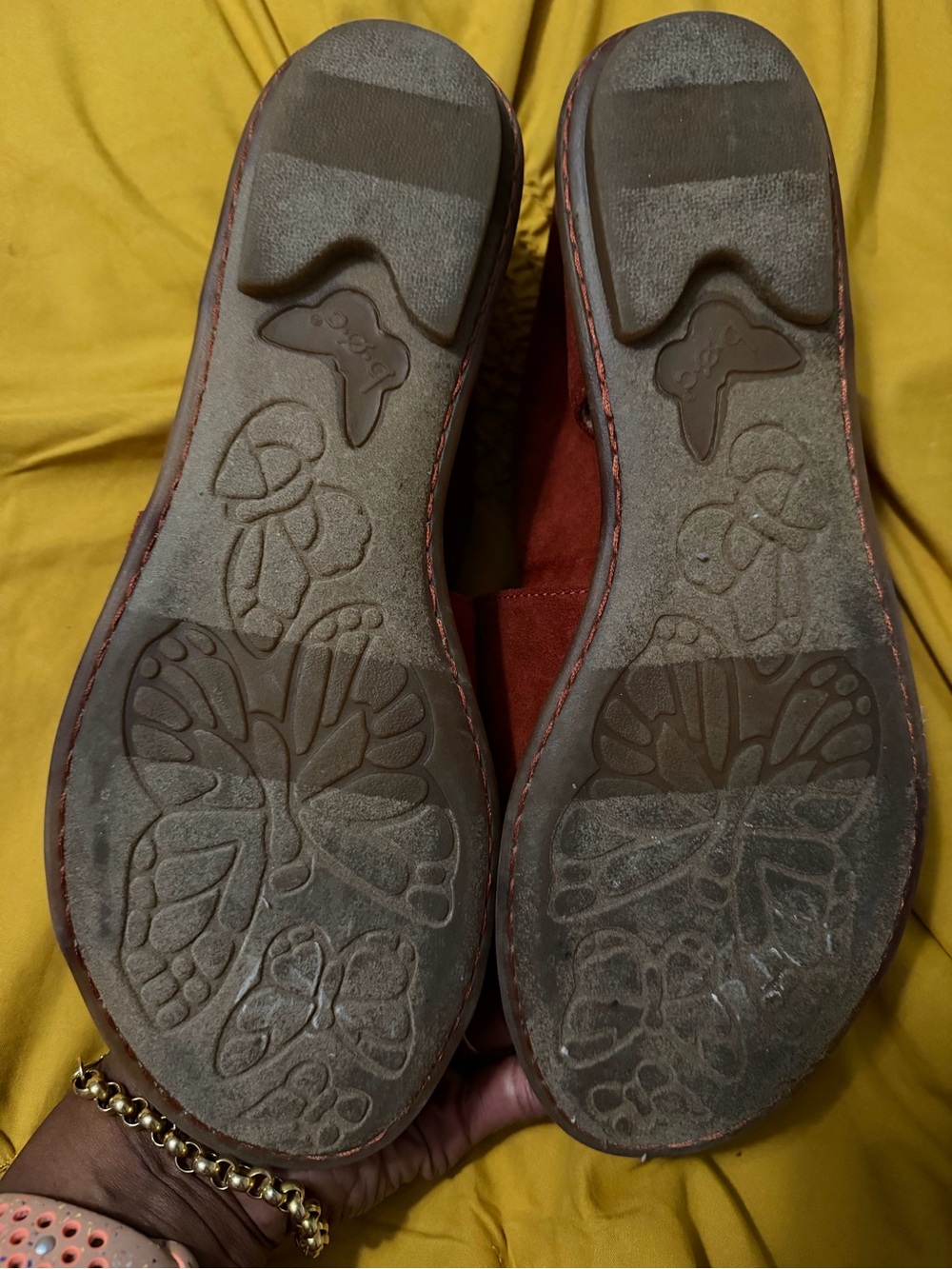 B.o.c Cross‑Front Open Toe Sandals in Rust Red - Picture 5 of 6